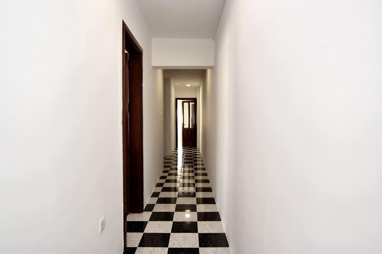 2 Bedroom, Bright & Central Top Floor Apartment - 5 مسيدا المظهر الخارجي الصورة